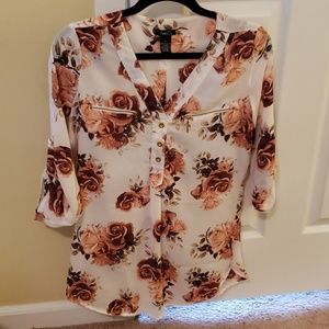 Rue21 floral blouse